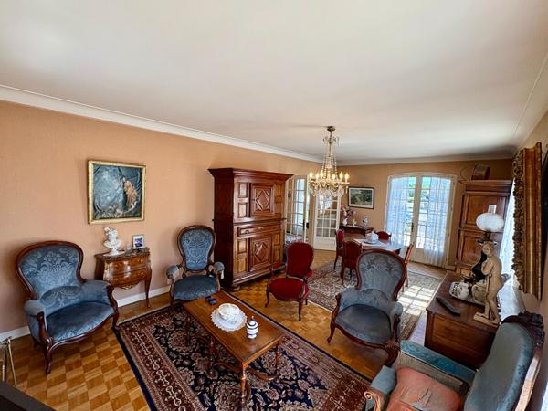 Maison Pineuilh 7 pièces, 180 m2 habitable, 5 chambres, garage,  à pied de la ville et de la gare