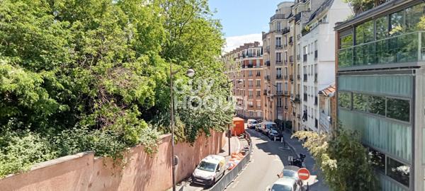 4 pièces 81 m² La Campagne à Paris