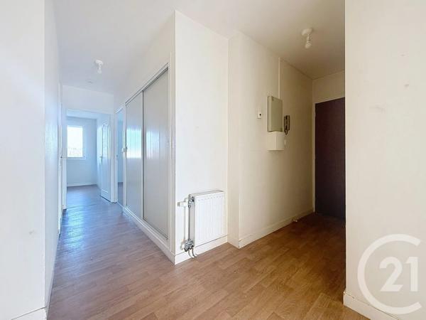 Appartement F3 à vendre  3 pièces - 68 m 2   TROYES  - 10