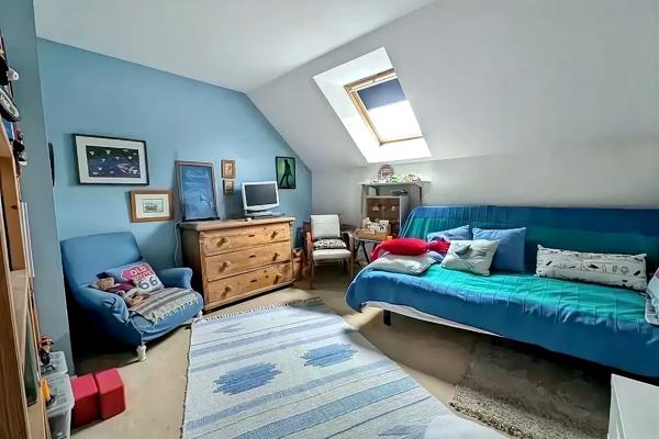 Maison lumineuse 84 m2 avec jardin et garage – Mieux qu'un appartement, à proximité de la gare d'Auray !