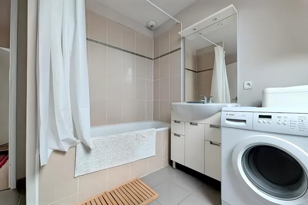 Maison lumineuse 84 m2 avec jardin et garage – Mieux qu'un appartement, à proximité de la gare d'Auray !