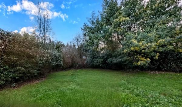 Maison lumineuse 84 m2 avec jardin et garage – Mieux qu'un appartement, à proximité de la gare d'Auray !