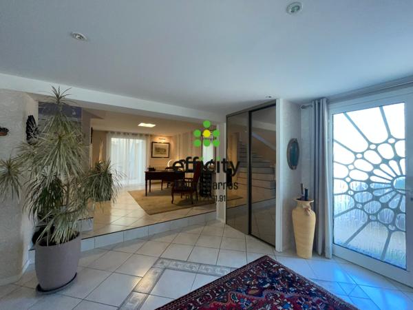 Maison 6 pièces - 204 m²