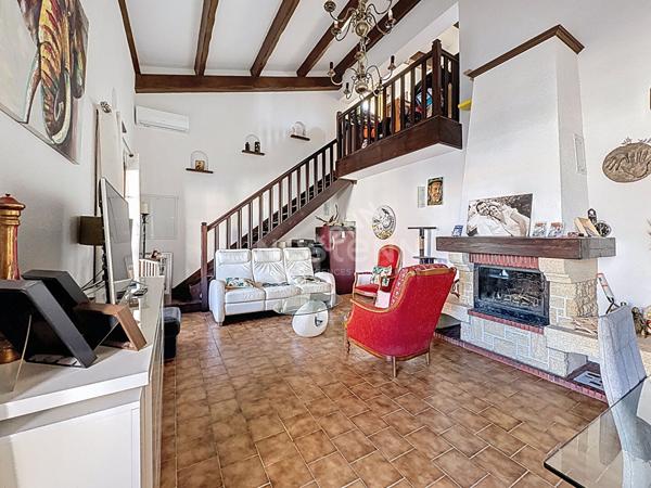 LE GRAU DU ROI - VILLA P5 EN BON ÉTAT AVEC JARDIN - SECTEUR RIVE GAUCHE