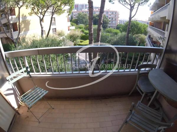 OFFRE ACCEPTEE : Nice-Ouest : Studio dans une résidence avec piscine