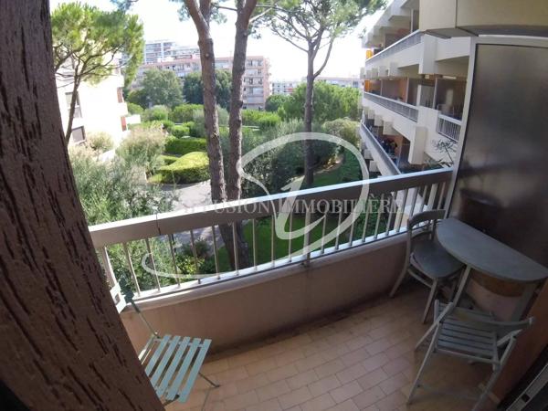 OFFRE ACCEPTEE : Nice-Ouest : Studio dans une résidence avec piscine