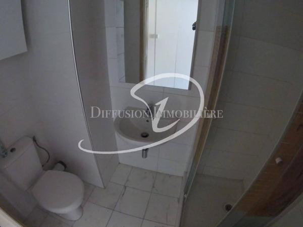 OFFRE ACCEPTEE : Nice-Ouest : Studio dans une résidence avec piscine