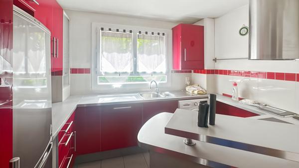 APPARTEMENT 74 M2 -4 pièces - RESIDENCE DE L'ETANG