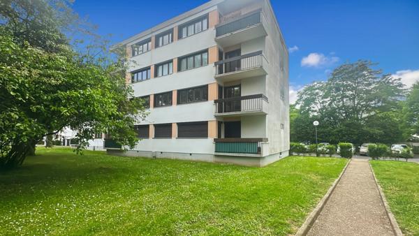 APPARTEMENT 74 M2 -4 pièces - RESIDENCE DE L'ETANG