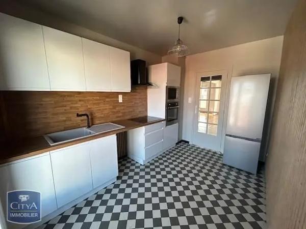 Appartement à louer 3 pièces 74.34m²