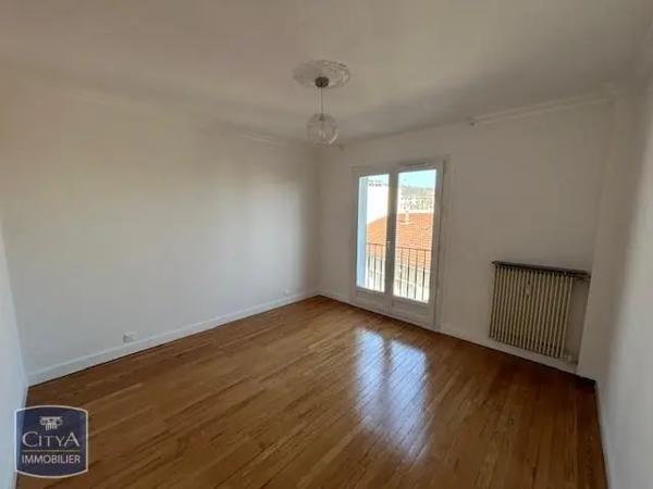 Appartement à louer 3 pièces 74.34m²