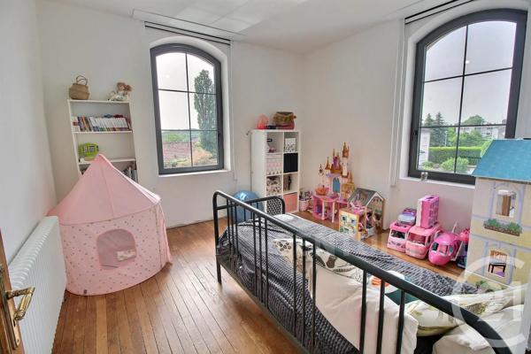 Maison à vendre  8 pièces - 272,74 m 2   ST AVOLD  - 57