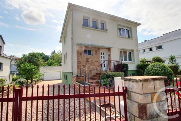Maison à vendre  8 pièces - 272,74 m 2   ST AVOLD  - 57