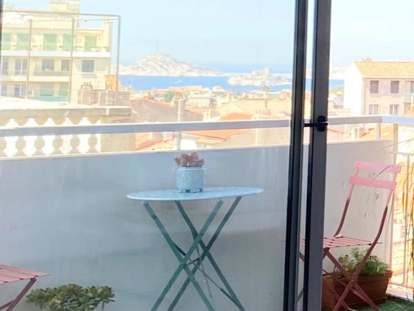 Appartement à vendre 3 pièces MARSEILLE 7EME ARRONDISSEMENT (13)