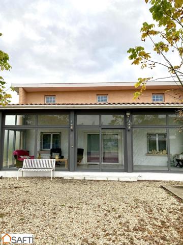 Maison de plain pied (185 m² avec véranda et buanderie) sur terrain de 1110 m²