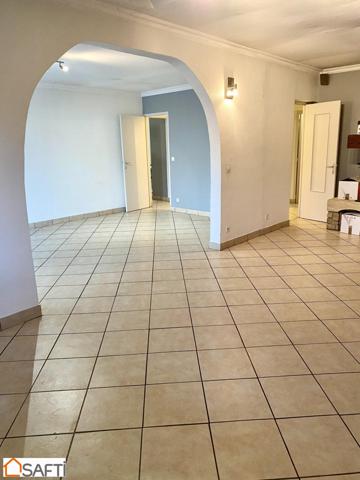 Maison de plain pied (185 m² avec véranda et buanderie) sur terrain de 1110 m²