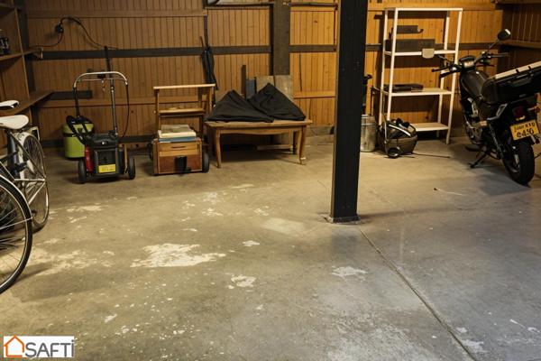 Maison de plain pied (185 m² avec véranda et buanderie) sur terrain de 1110 m²