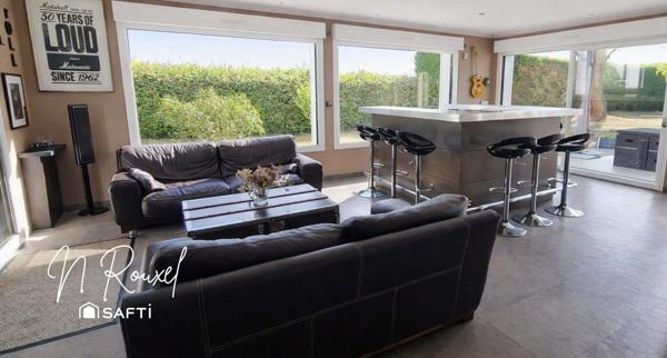 Maison 275 m², 6 chambres, 3 sdb, terrain 1002 m²