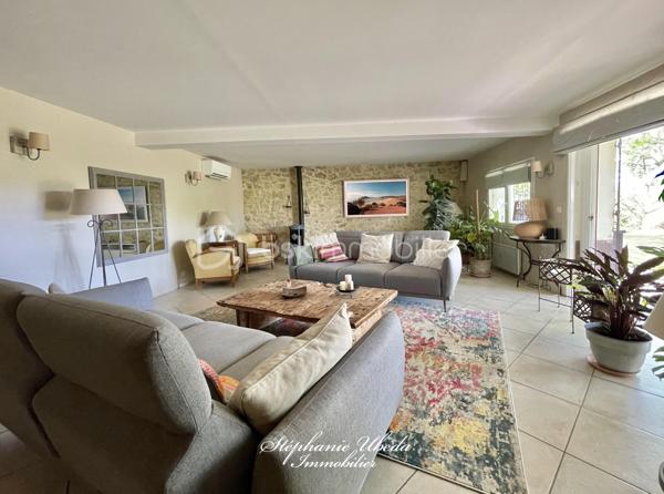 Maison de 226 m²