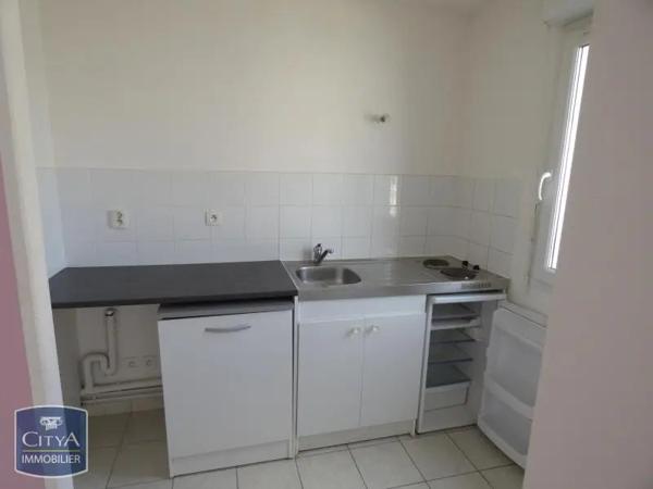 Appartement à louer 2 pièces 49.08m² Châlons-en-Champagne (51000)