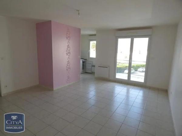 Appartement à louer 2 pièces 49.08m² Châlons-en-Champagne (51000)