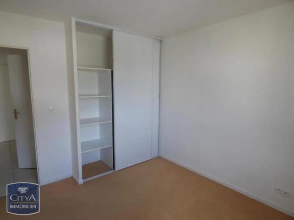 Appartement à louer 2 pièces 49.08m² Châlons-en-Champagne (51000)