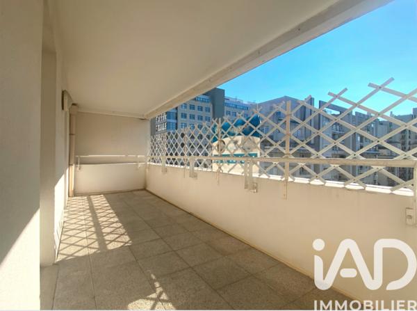 Appartement à vendre 5 pièces 103 m² Courbevoie