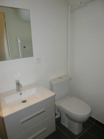 Appartement à louer    1 pièce • 21,63 m2 Meudon