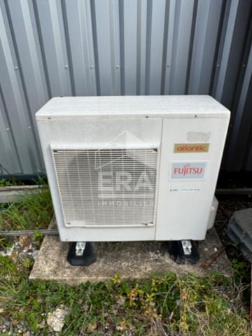 Local commercial 298 m2 + parking