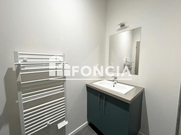Location Studio 33.78 m² - 72 BOULEVARD DU PRESIDENT CARNOT APPT 216 Agen 47000