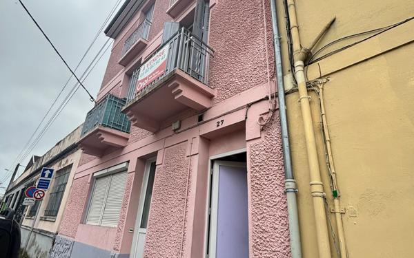 Immeuble à vendre    12 pièces • 250 m2 Tarbes