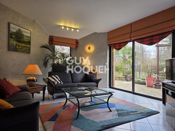 Maison familiale T6 197 m2 avec superbe jardin paysager à Agen-d’Aveyron – Proche Rodez