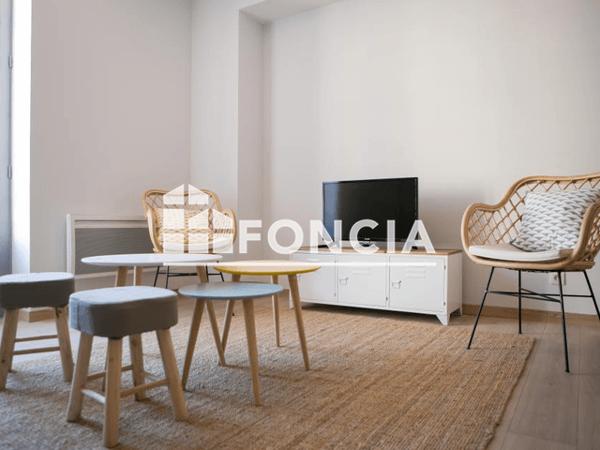Location Appartement meublé 3 pièces 75.85 m² - 5 PLACE DU CODERC Perigueux 24000