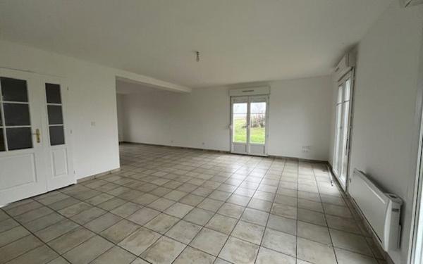 Maison à louer    5 pièces • 133 m2 Croutoy