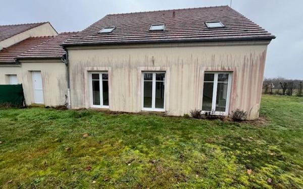 Maison à louer    5 pièces • 133 m2 Croutoy