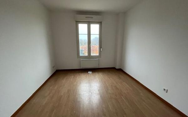 Maison à louer    5 pièces • 133 m2 Croutoy