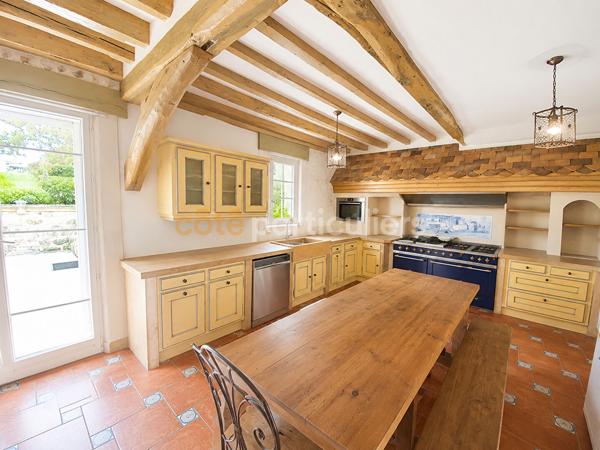 Vente
                Maison290 m² - 11 Pièces -
                    BRUYERES LE CHATEL (91680)