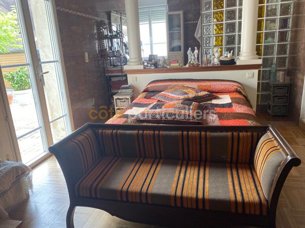 Vente
                Maison290 m² - 11 Pièces -
                    BRUYERES LE CHATEL (91680)