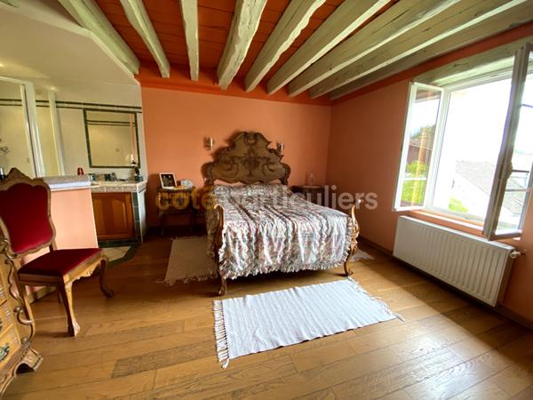 Vente
                Maison290 m² - 11 Pièces -
                    BRUYERES LE CHATEL (91680)