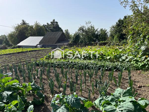 MAISON DE VILLAGE 108 M² - SPECIAL INVESTISSEUR - SECTEUR NEUILLY LE VENDIN / 53250