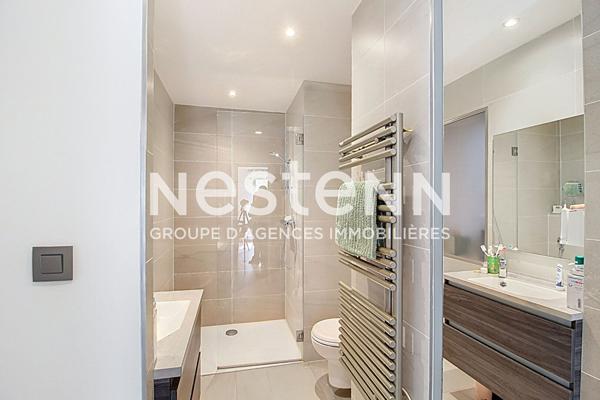 Grand Appartement d'exception T4 pièces 3 chambres avec Grande terrasse dans une petite copropriété Quartier Pagère - 69500 BRON