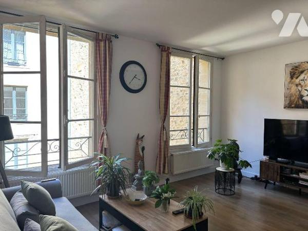 Spécial investisseur, appartement entièrement rénové situé au 1er étage en hyper centre de Seda...