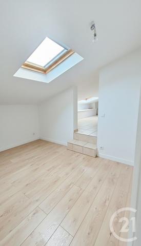 Maison à vendre  6 pièces - 172,76 m2 CARROS - 06