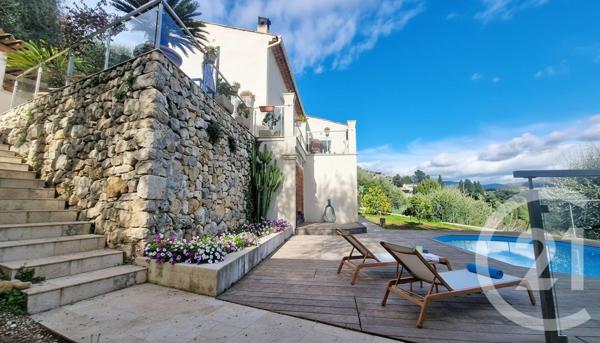 Maison à vendre  6 pièces - 172,76 m2 CARROS - 06