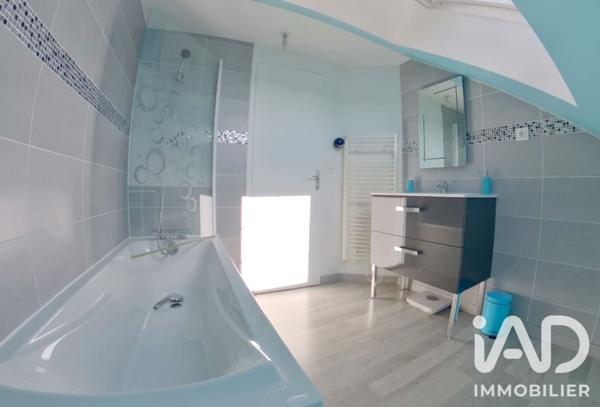 Maison à vendre 5 pièces 110 m² Saint-Jean-sur-Mayenne