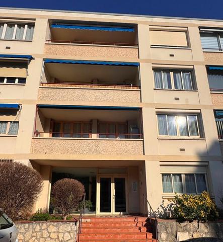 Draguignan (83300) DRAGUIGNAN Grand appartement avec balcon à louer MEUBLÉ.