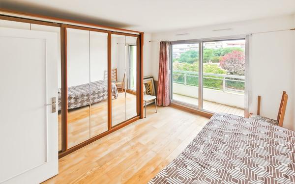 Appartement à vendre    2 pièces •  Antibes