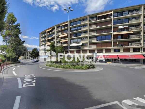 Location Parking - 17 RUE DE L'HOTEL DIEU Thonon Les Bains 74200