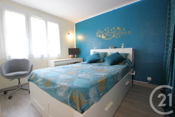 Appartement F5 à vendre  5 pièces - 80,74 m2 ST MICHEL SUR ORGE - 91