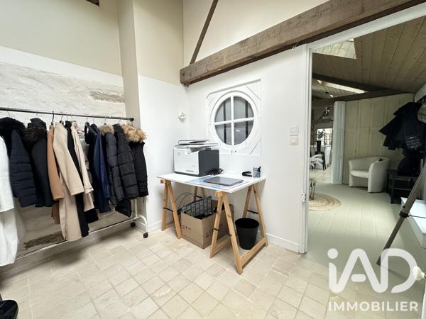 Maison à vendre 10 pièces 256 m² Saint-Étienne-de-Montluc